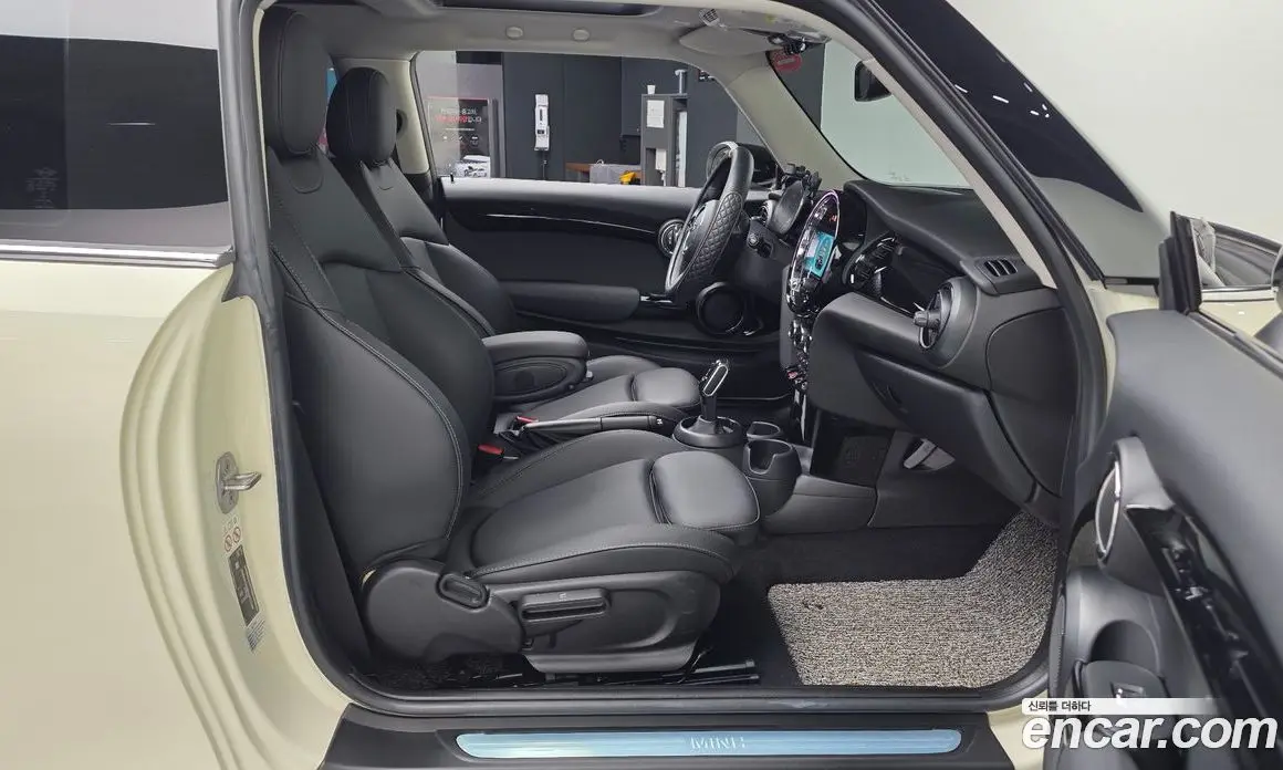 Mini Cooper 2021 1.5 автомат (гидро), фото 17