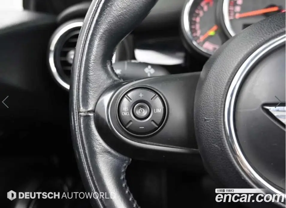 Mini Cooper Convertible 2018 1.5 автомат (гидро), фото 16