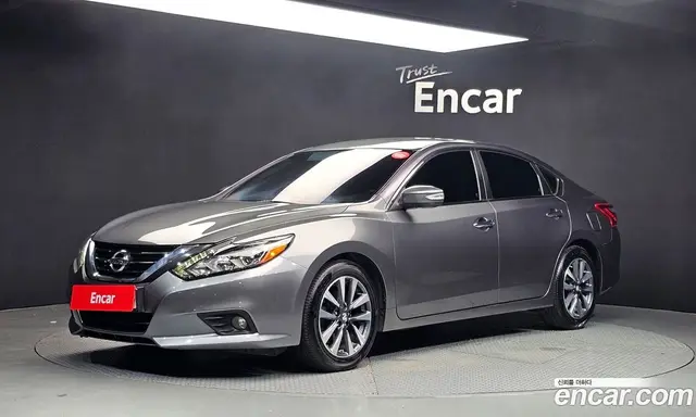 Nissan Altima 2016 2.5 автомат (гидро), миниатюра 1