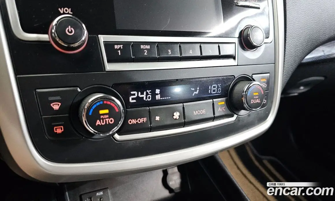 Nissan Altima 2016 2.5 автомат (гидро), фото 15