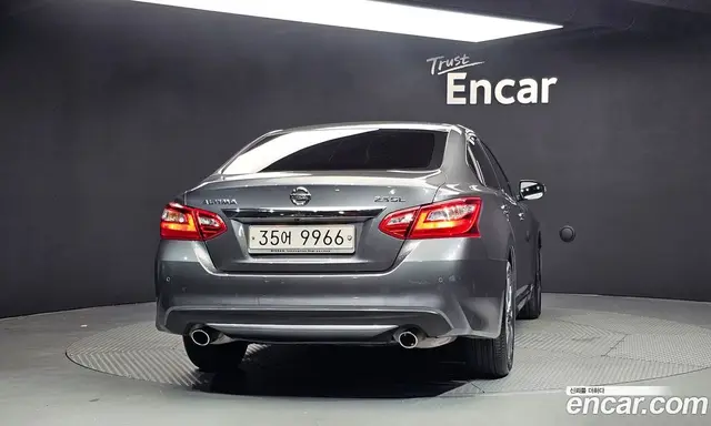 Nissan Altima 2016 2.5 автомат (гидро), миниатюра 4