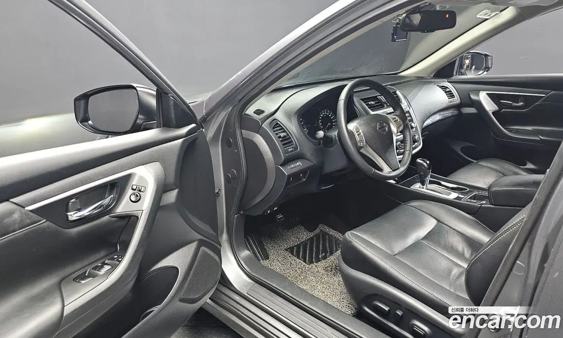 Nissan Altima 2016 2.5 автомат (гидро), фото 10