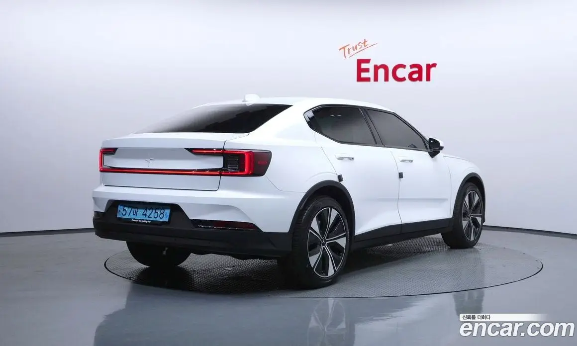 Polestar Polestar 2 2022 0.2 автомат (гидро), фото 2 Polestar Polestar 2 2022 0.2 автомат (гидро), фото 2