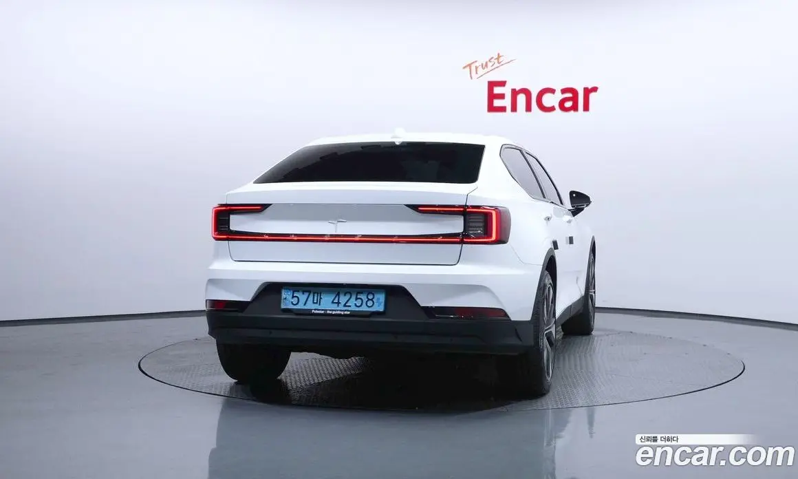 Polestar Polestar 2 2022 0.2 автомат (гидро), фото 4 Polestar Polestar 2 2022 0.2 автомат (гидро), фото 4
