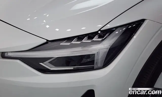 Polestar Polestar 2 2022 0.2 автомат (гидро), миниатюра 8 Polestar Polestar 2 2022 0.2 автомат (гидро), миниатюра 8