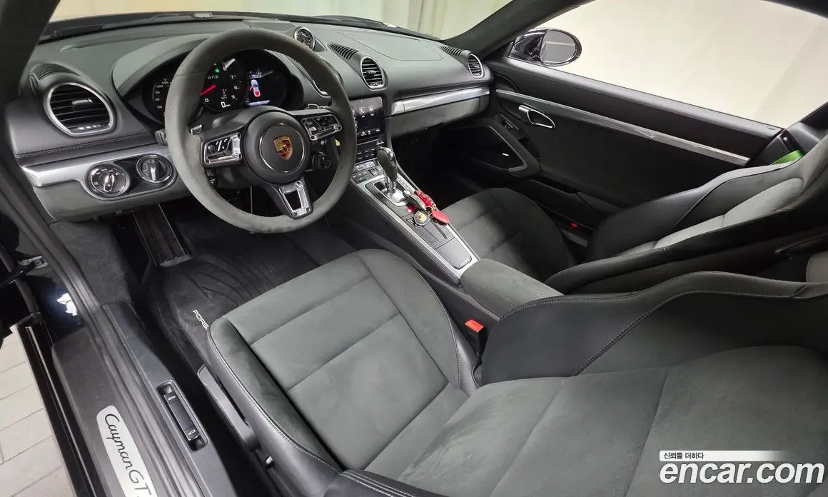 Porsche 718 2024 4.0 автомат (гидро), фото 23
