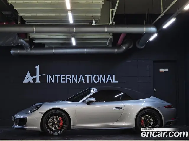 Porsche 911 2017 3.0 автомат (гидро), миниатюра 3