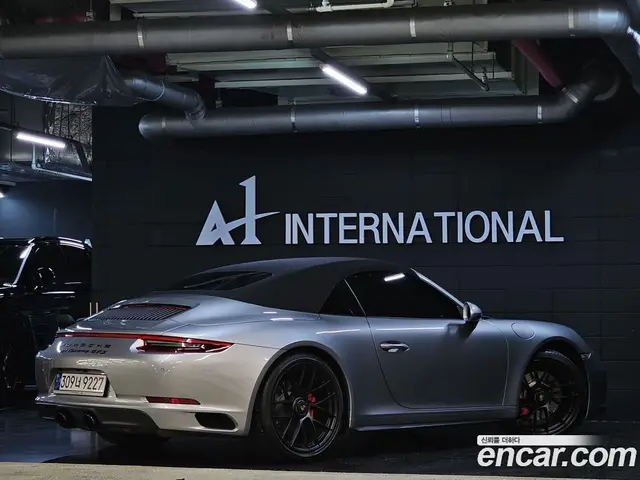Porsche 911 2017 3.0 автомат (гидро), миниатюра 6