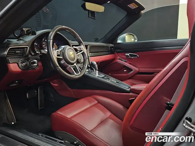 Porsche 911 2017 3.0 автомат (гидро), миниатюра 9