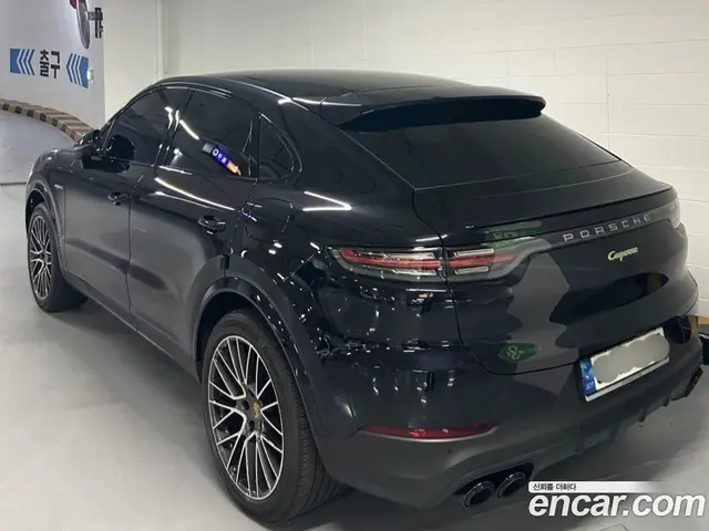 Porsche Cayenne 2021 3.0 автомат (гидро), миниатюра 2