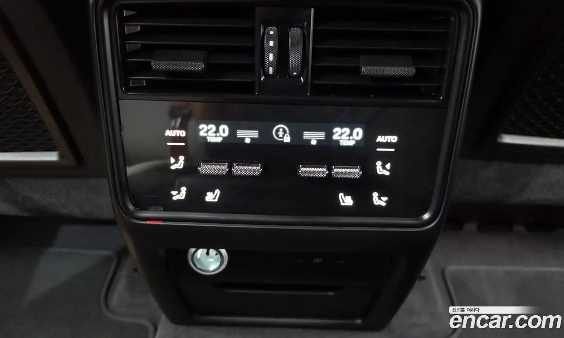 Porsche Cayenne 2024 3.0 автомат (гидро), фото 38
