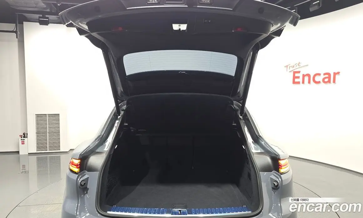 Porsche Cayenne 2024 3.0 автомат (гидро), фото 33