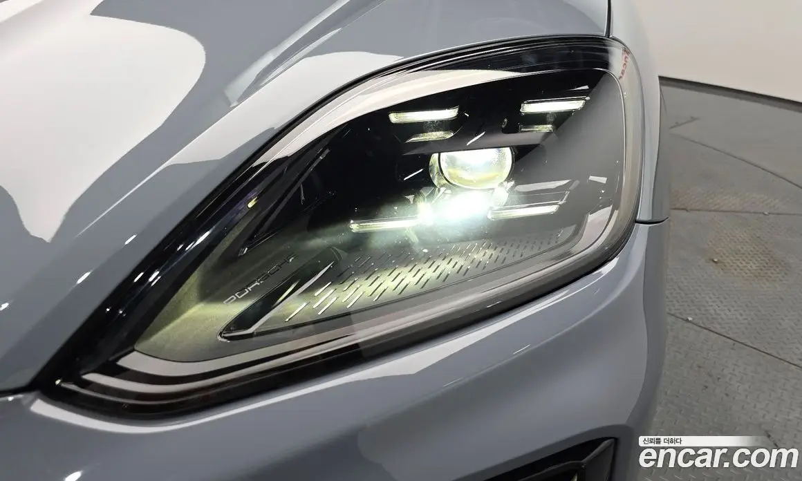 Porsche Cayenne 2024 3.0 автомат (гидро), фото 7
