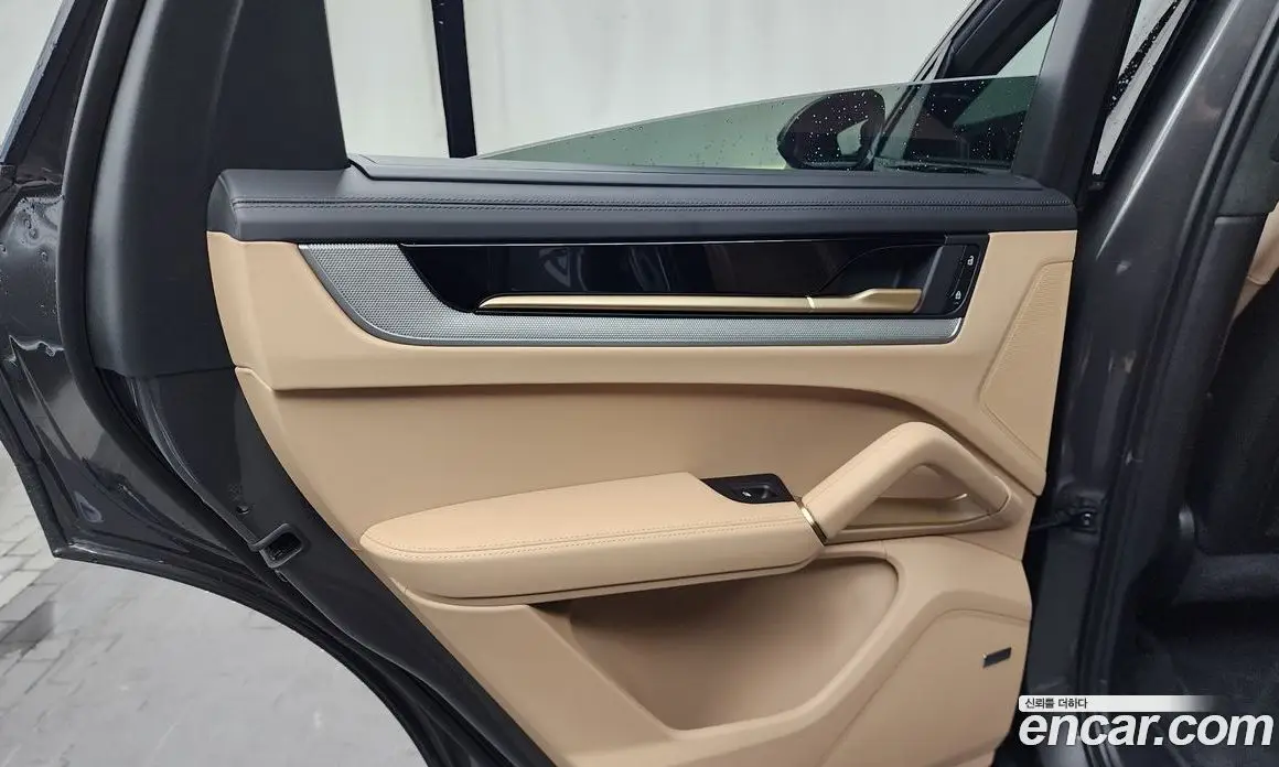 Porsche Cayenne 2025 3.0 автомат (гидро), фото 15