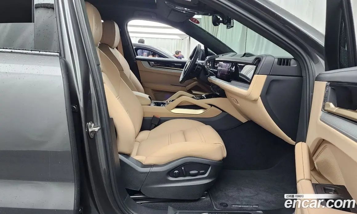 Porsche Cayenne 2025 3.0 автомат (гидро), фото 17