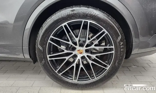 Porsche Cayenne 2025 3.0 автомат (гидро), миниатюра 7