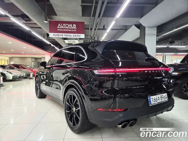 Porsche Cayenne 2025 3.0 автомат (гидро), миниатюра 5