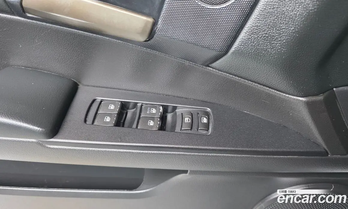 SsangYong Korando 2015 2.0 автомат (гидро), фото 12