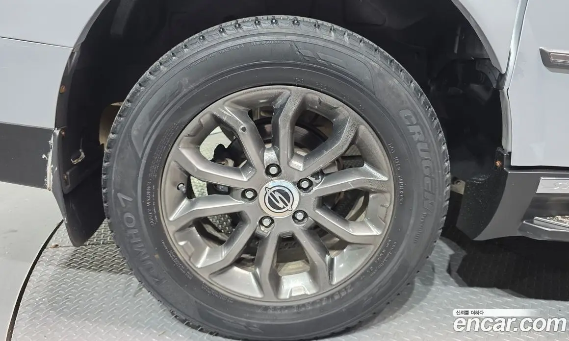 SsangYong Korando 2015 2.0 автомат (гидро), фото 5