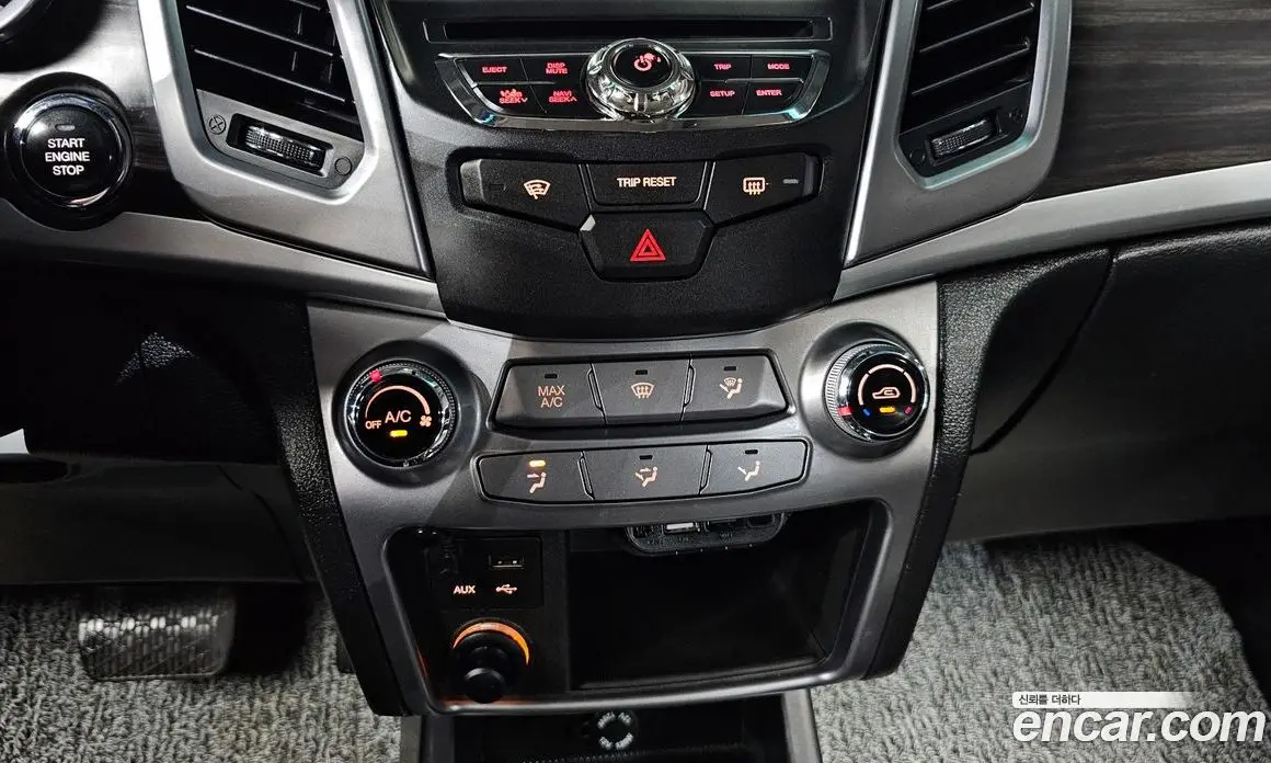SsangYong Korando 2016 2.2 автомат (гидро), фото 19