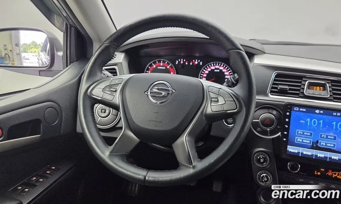 SsangYong Korando 2017 2.2 автомат (гидро), фото 8