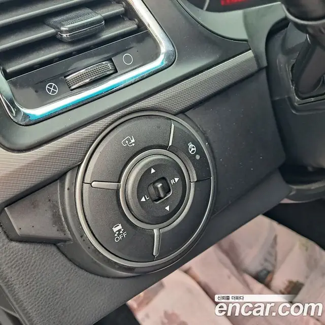 SsangYong Korando 2017 2.2 автомат (гидро), миниатюра 11