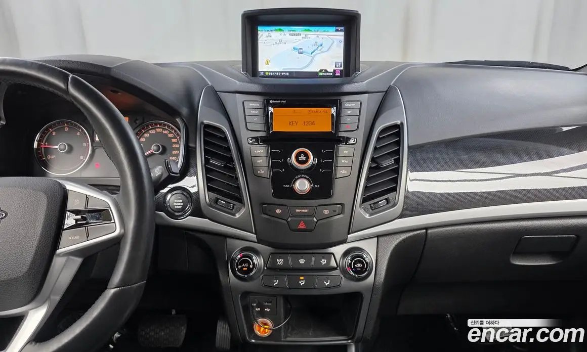 SsangYong Korando 2018 2.2 автомат (гидро), фото 19