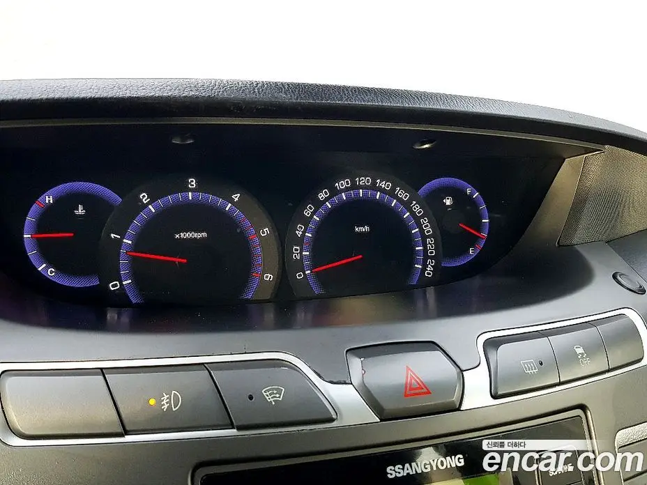 SsangYong Korando 2018 2.2 автомат (гидро), фото 12