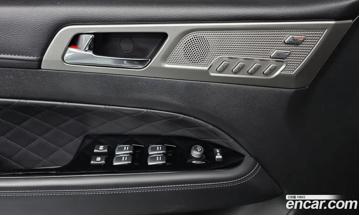 SsangYong Rexton 2018 2.2 автомат (гидро), фото 19