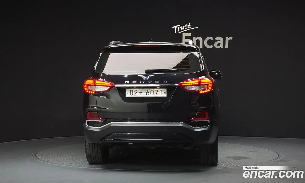 SsangYong Rexton 2018 2.2 автомат (гидро), фото 4