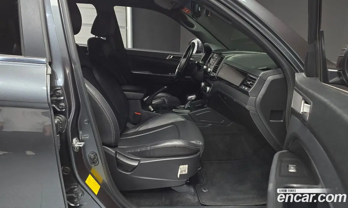 SsangYong Rexton 2021 2.2 автомат (гидро), фото 16