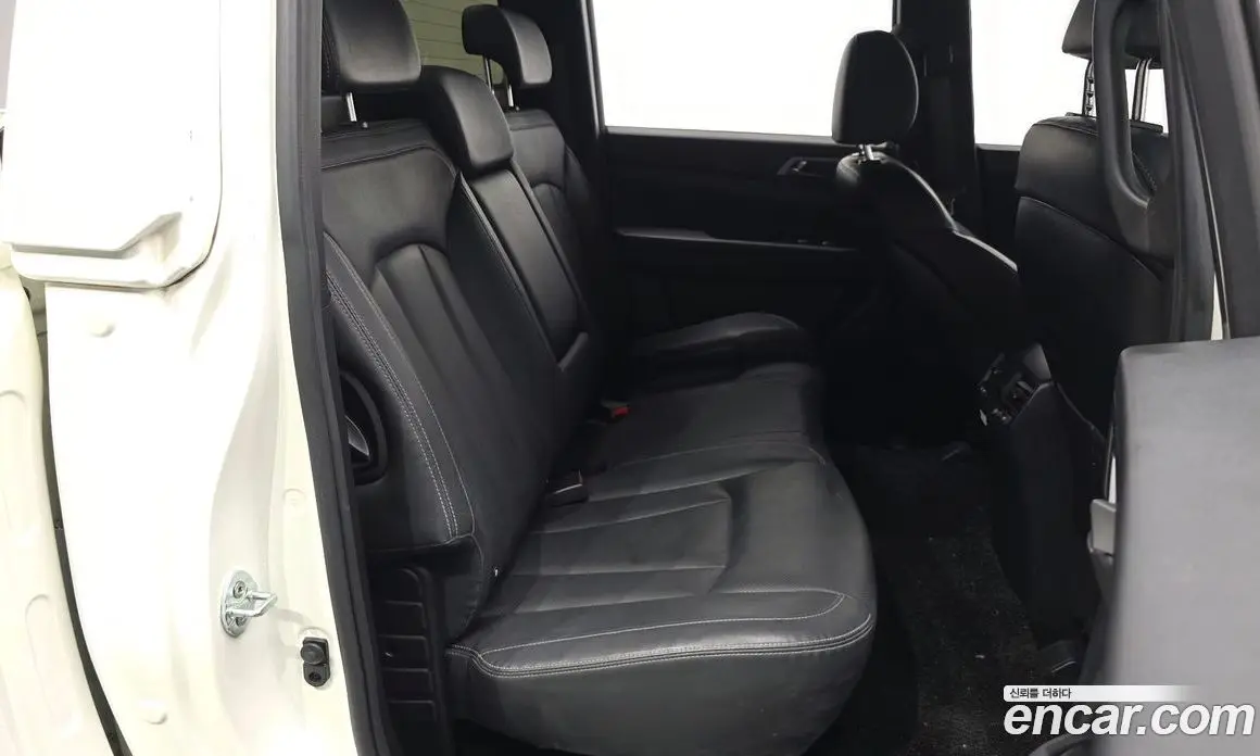 SsangYong Rexton 2023 2.2 автомат (гидро), фото 18