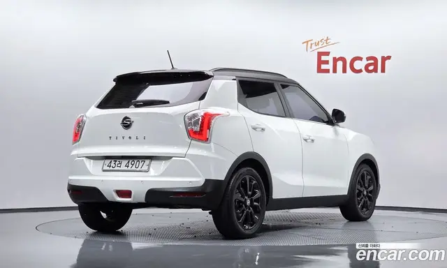 SsangYong TIBOLI 2015 1.6 автомат (гидро), миниатюра 2