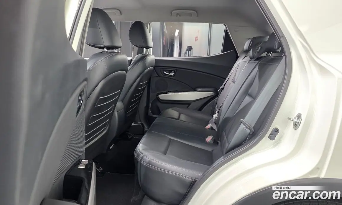 SsangYong TIBOLI 2015 1.6 автомат (гидро), фото 18