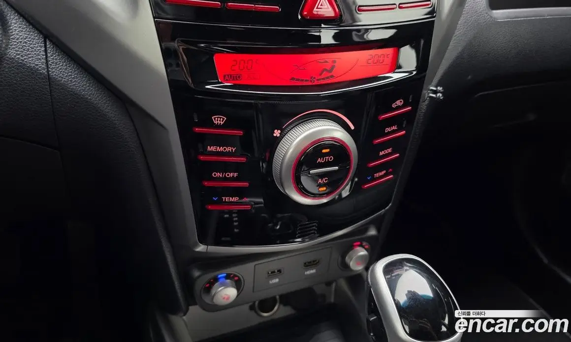 SsangYong TIBOLI 2015 1.6 автомат (гидро), фото 23