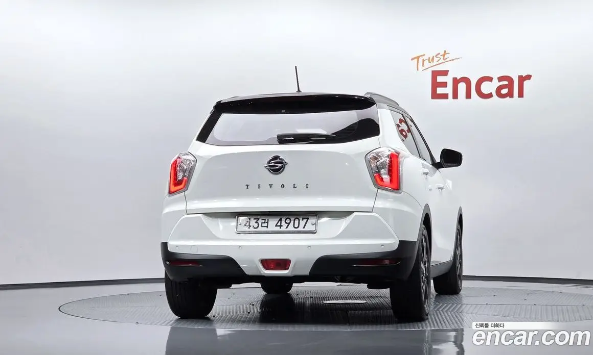 SsangYong TIBOLI 2015 1.6 автомат (гидро), фото 4