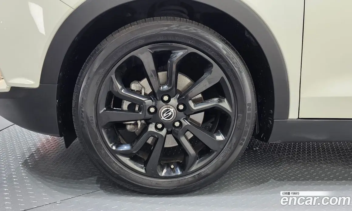 SsangYong TIBOLI 2015 1.6 автомат (гидро), фото 5