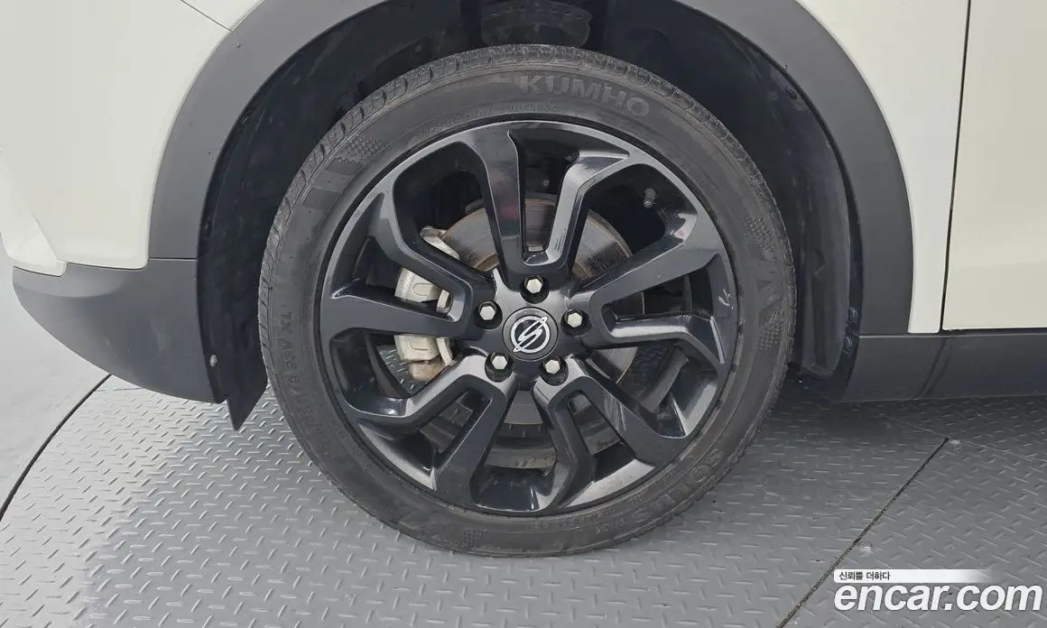 SsangYong TIBOLI 2015 1.6 автомат (гидро), фото 5