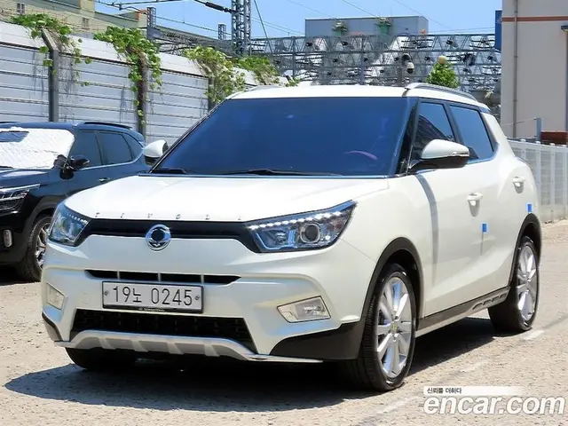 SsangYong TIBOLI 2016 1.6 автомат (гидро), миниатюра 2