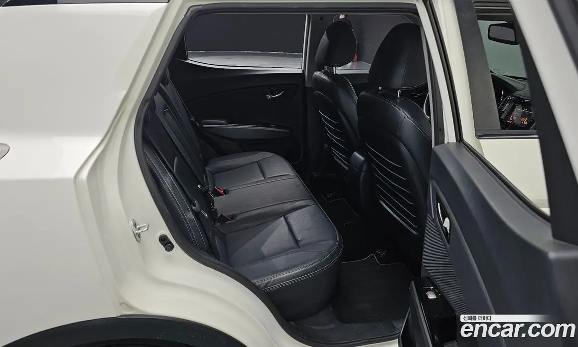 SsangYong TIBOLI 2017 1.6 автомат (гидро), фото 11