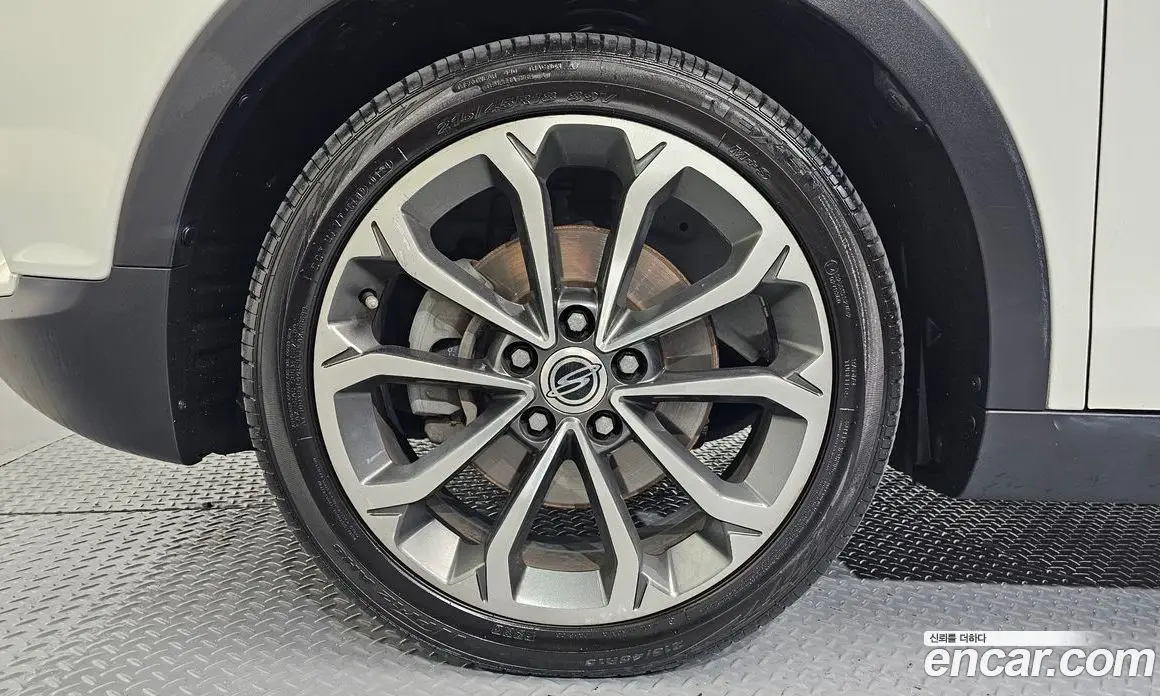 SsangYong TIBOLI 2017 1.6 автомат (гидро), фото 5