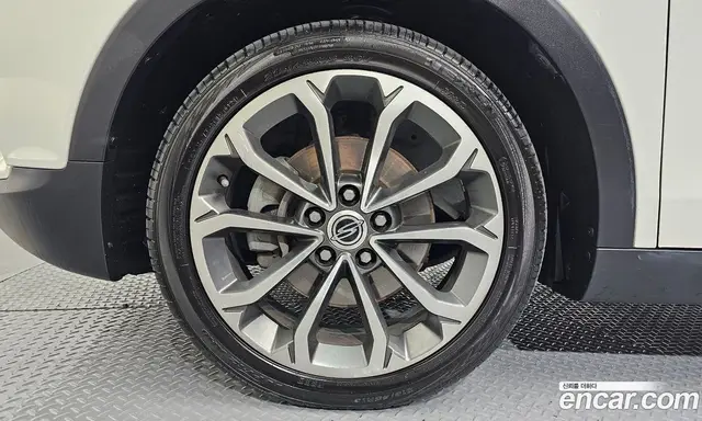 SsangYong TIBOLI 2017 1.6 автомат (гидро), миниатюра 5