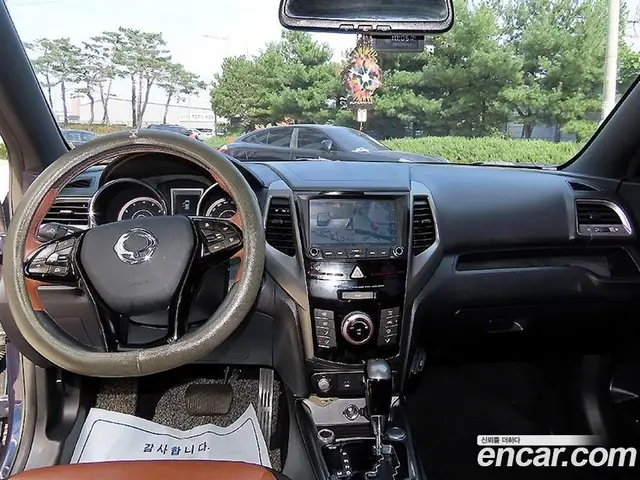 SsangYong TIBOLI 2017 1.6 автомат (гидро), миниатюра 7