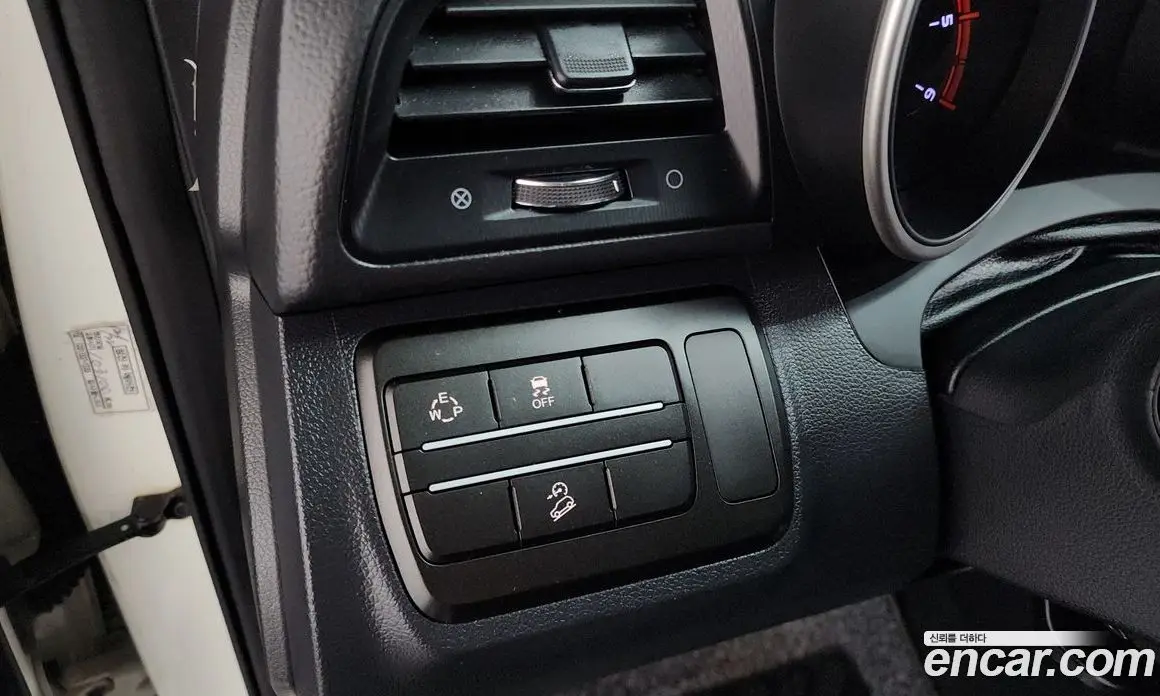 SsangYong TIBOLI 2019 1.6 автомат (гидро), фото 20
