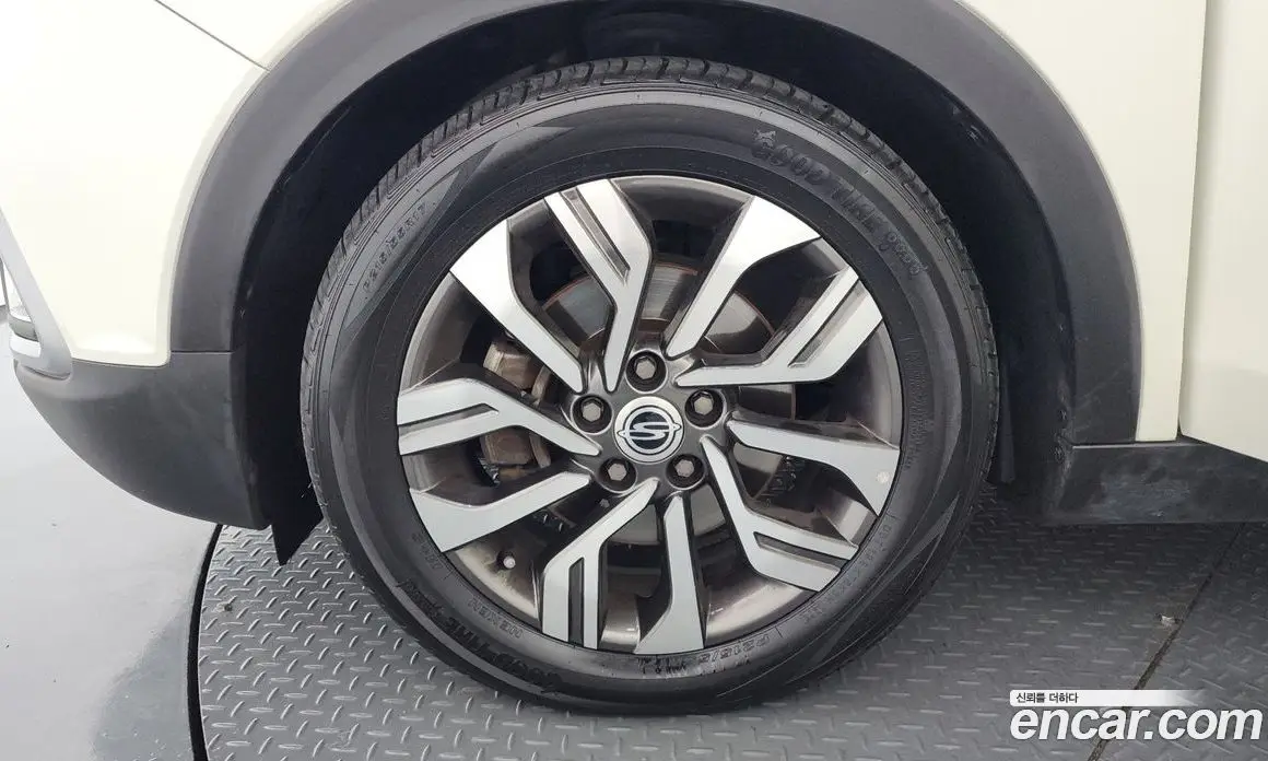 SsangYong TIBOLI 2019 1.6 автомат (гидро), фото 5