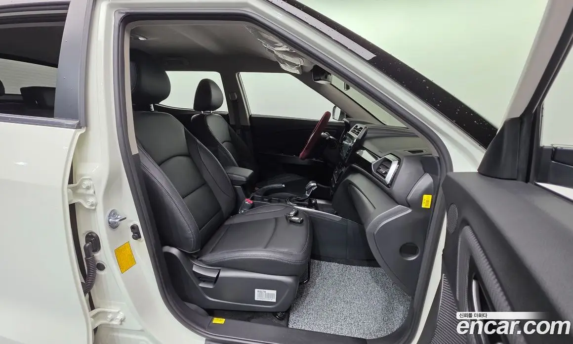 SsangYong TIBOLI 2025 1.6 автомат (гидро), фото 13