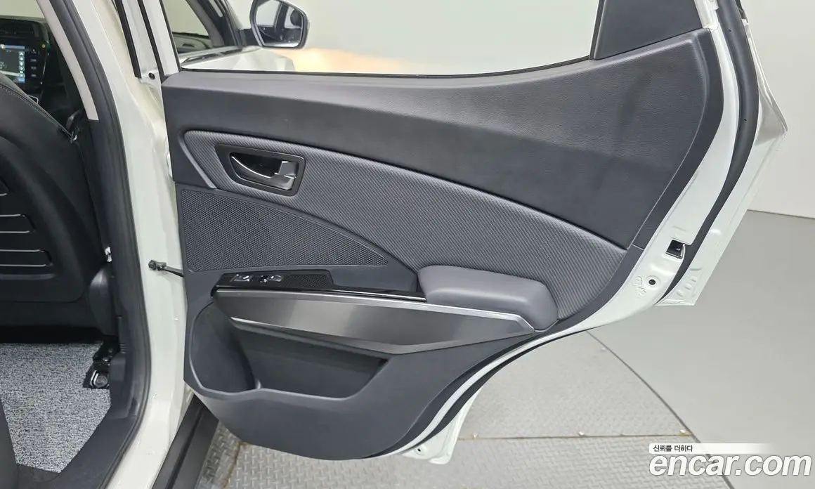 SsangYong TIBOLI 2025 1.6 автомат (гидро), фото 15