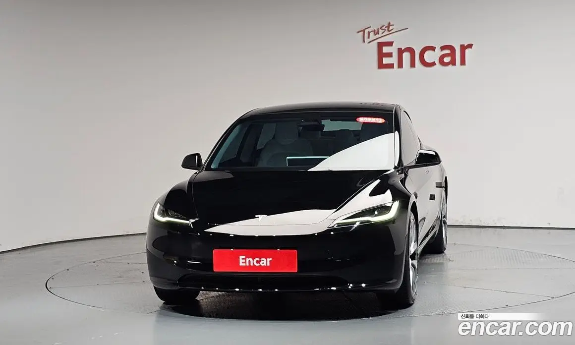 Tesla Model 3 2024 0.2 автомат (гидро), фото 2 Tesla Model 3 2024 0.2 автомат (гидро), фото 2
