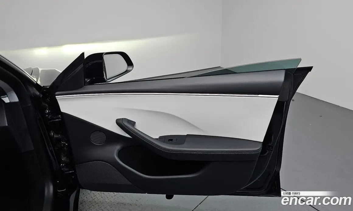 Tesla Model 3 2024 0.2 автомат (гидро), фото 13 Tesla Model 3 2024 0.2 автомат (гидро), фото 13
