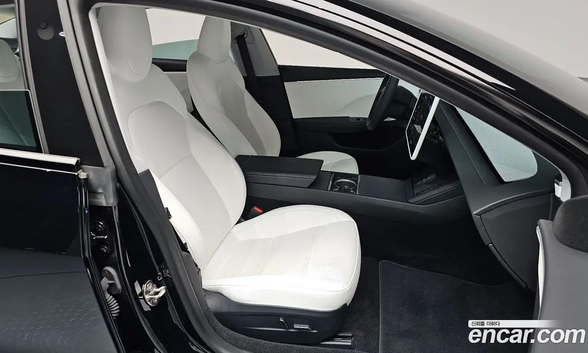 Tesla Model 3 2024 0.2 автомат (гидро), фото 15 Tesla Model 3 2024 0.2 автомат (гидро), фото 15